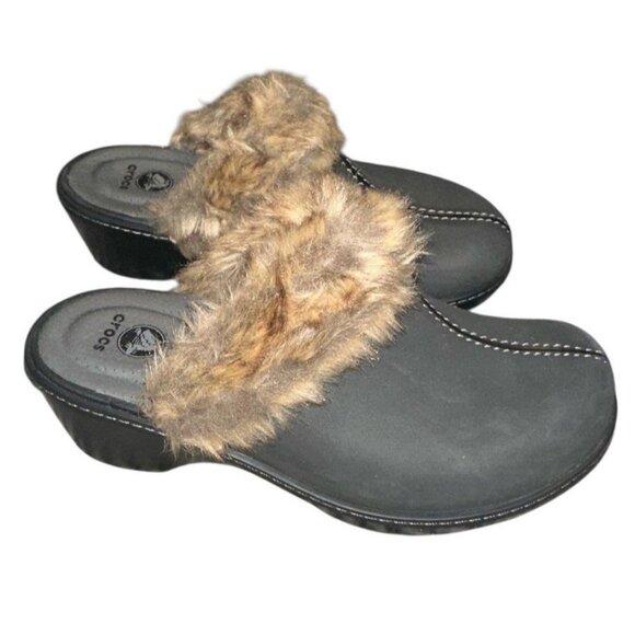 Crocs Cobbler Suede Leather Clogs Womens Size 8 Faux Fur Dark‎ Brown? NWOT - Picture 2 of 10